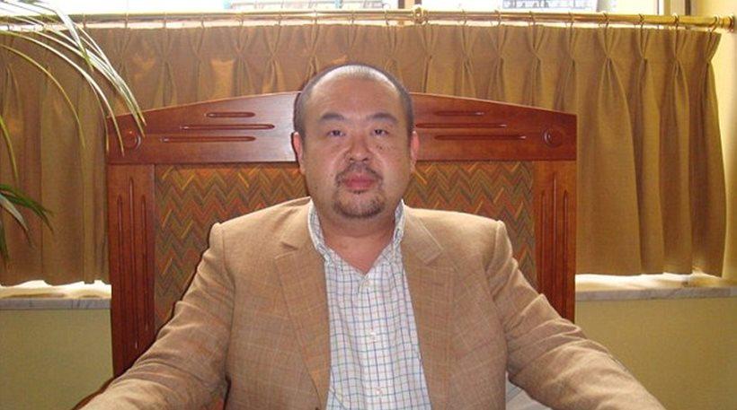 Μέσα σε λίγα δευτερόλεπτα δολοφονήθηκε ο ετεροθαλής αδερφός του Κιμ Γιονγκ Ουν