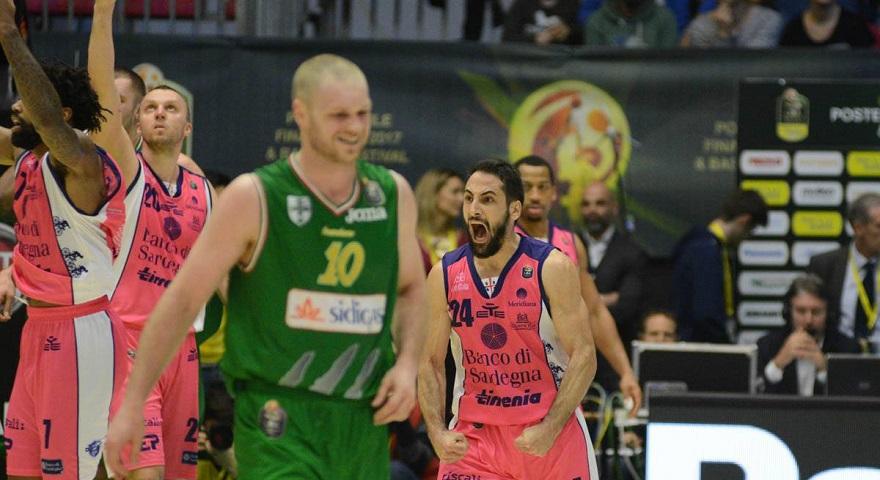 Ροκ… πρόκριση για Σάσαρι!