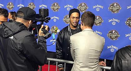 Τρομερό άλεϊ-ουπ με την «υπογραφή» του Ροναλντίνιο (video)