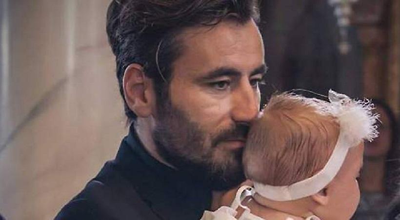 O Γιώργος Μαυρίδης έγινε νονός της μικρής Ελένης (pic)