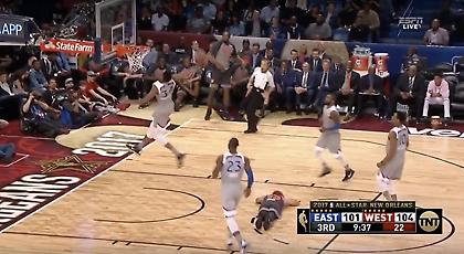 Κάρι, κρύψου, έρχεται ο Γιάννης! (video)