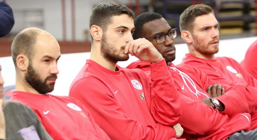 Οριστικά χωρίς Γιανγκ στην Πόλη ο Ολυμπιακός, αμφίβολος ο Παπαπέτρου