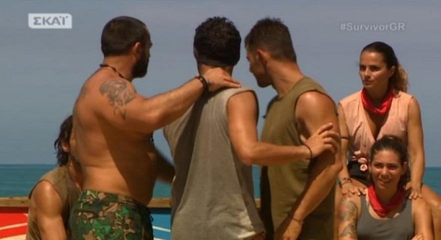 Survivor: Αρπάχτηκε ο Χρανιώτης με τον Σπαλιάρα στην παραλία! (video)