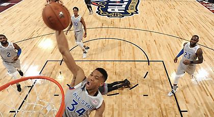 Δεν κρατιέται ο Γιάννης