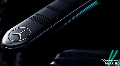 To teaser για τη νέα Mercedes (pics)