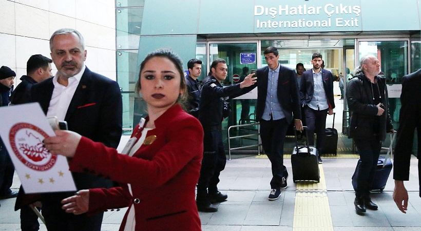 Έφτασε στην Άγκυρα η αποστολή του Ολυμπιακού (pic)