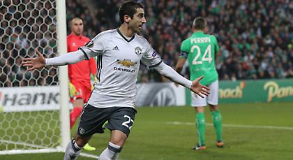 Mε νέο περίπατο και... τραυματισμό η Γιουνάιτεντ στους «16»