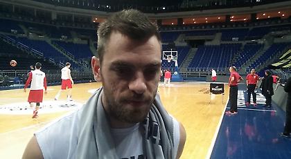 Μάντζαρης: «Αδερφός ο Σλούκας, αλλά ήρθαμε για τη νίκη»