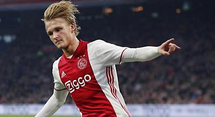 Σαρωτικός ο Αγιαξ