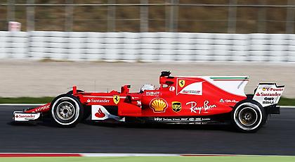 Ποδαρικό με πρωτιά Φέτελ στις δοκιμές