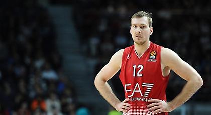 Σοκ με Ντράγκιτς στην Αρμάνι, χάνει τη σεζόν!