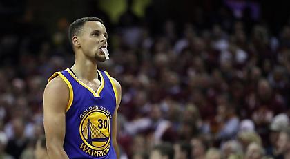 Τα έσπασε ο Κάρι, τα έβαλαν οι άλλοι