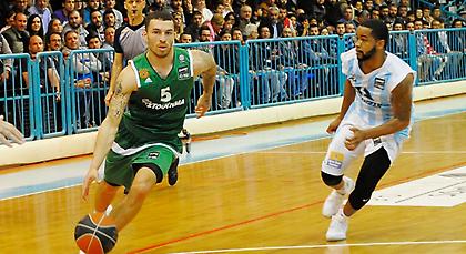 Ενοχλήσεις στο γόνατο για Τζέιμς