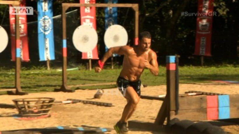 Survivor: Ο Γιώργος Αγγελόπουλος κάνει θραύση και στη Μενεγάκη σχολιάζουν…