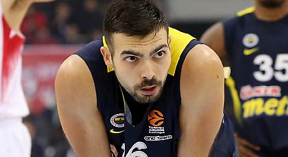 Χειρουργήθηκε ο Σλούκας