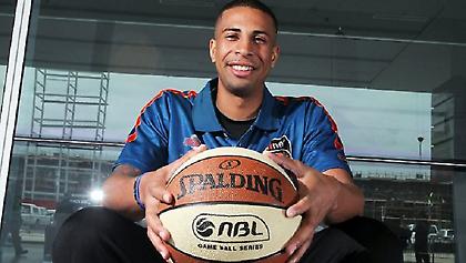 Μεταγραφή για Μακάμπι πριν τον Ολυμπιακό