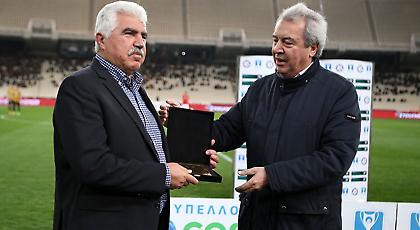 Τίμησε τον Παράσχο η ΑΕΚ (pics)