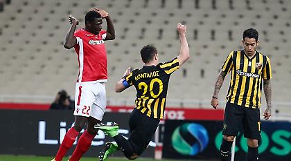 Το πέναλτι και η κόκκινη που έδωσε ο Σιδηρόπουλος στο ΟΑΚΑ (video)