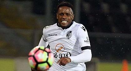 Προβάδισμα τελικού για Γκιμαράες