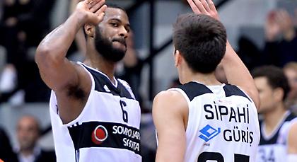 Σόου Στρόμπερι στη νίκη της Μπεσίκτας