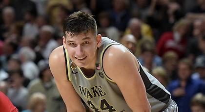 Στα ρηχά οι Έλληνες του NCAA, αλλά… νικητές