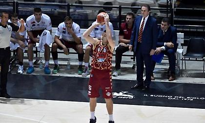 Δεύτερη η Βενέτσια του Μπράμου, ήττα-σοκ για Αβελίνο