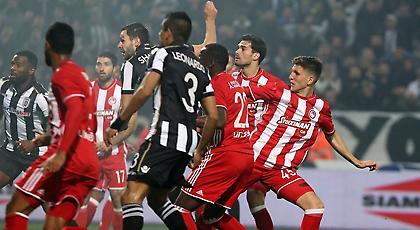 Ο κανονικός πρωταθλητής (ΠΑΟΚ) και ο τσαπατσούλης που ξέμεινε στην κορυφή από τύχη (Ολυμπιακός)