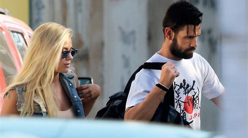 Survivor: Το ΕΠΙΚΟ σχόλιο του Μιχάλη Μουρούτσου στο ξέσπασμα των μαχητών εναντίον της Λάουρας Νάργες