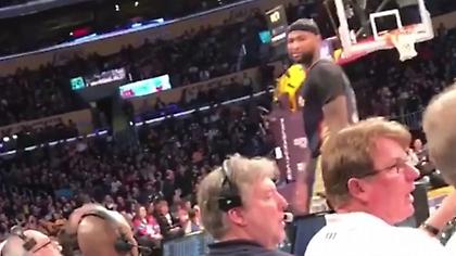 Έβρισε οπαδό των Λέικερς ο Κάζινς (video)