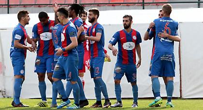 Από τριάρα σε τριάρα τα Τρίκαλα