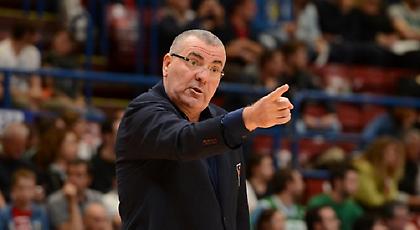 Χωρίς Ρέπεσα στο Τελ Αβίβ η Αρμάνι