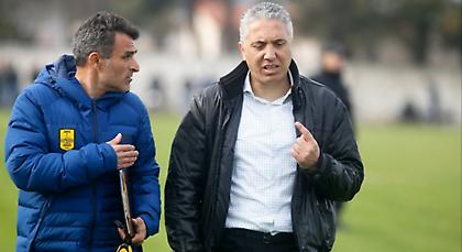 Κωστένογλου σε παίκτες: «Σημαντική νίκη, δεν είναι αυτός ο Άρης που θέλω να φτιάξω»