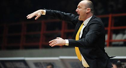 Όρμησε στους διαιτητές και αποβλήθηκε ο Ζντοβτς! (video)