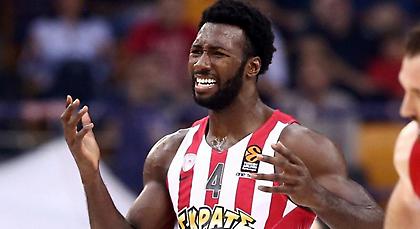 Πάτρικ Γιανγκ: «Να μείνει στη Βαρκελώνη ο προπονητής της Παρί»