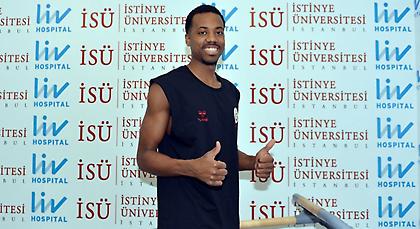 Κανονικά με Φενέρ ο ΜακΚόλουμ