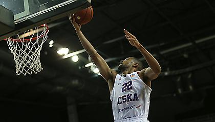 «Βόλτα» για ΤΣΣΚΑ, συντριβή για Ούνιξ