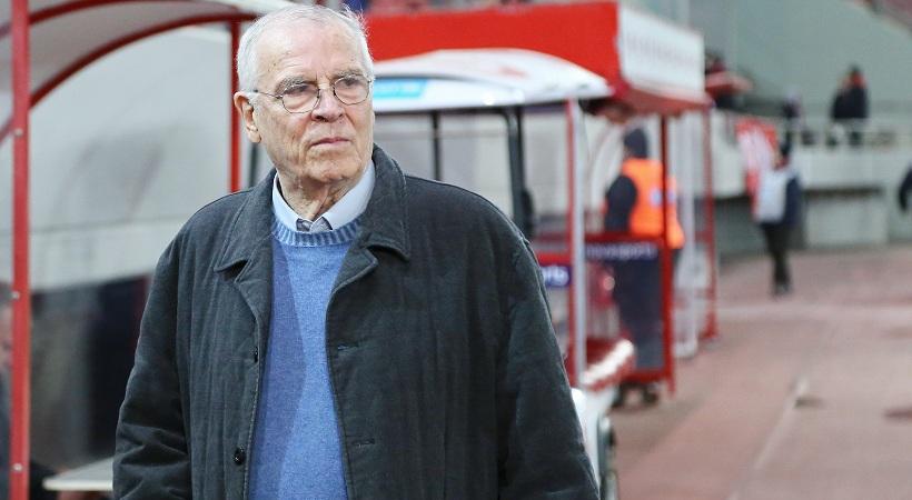 Θεοδωρίδης: «Να αποθεώσει ο κόσμος το τεχνικό τιμ, θα προχωρήσουμε με αυτά τα παιδιά»