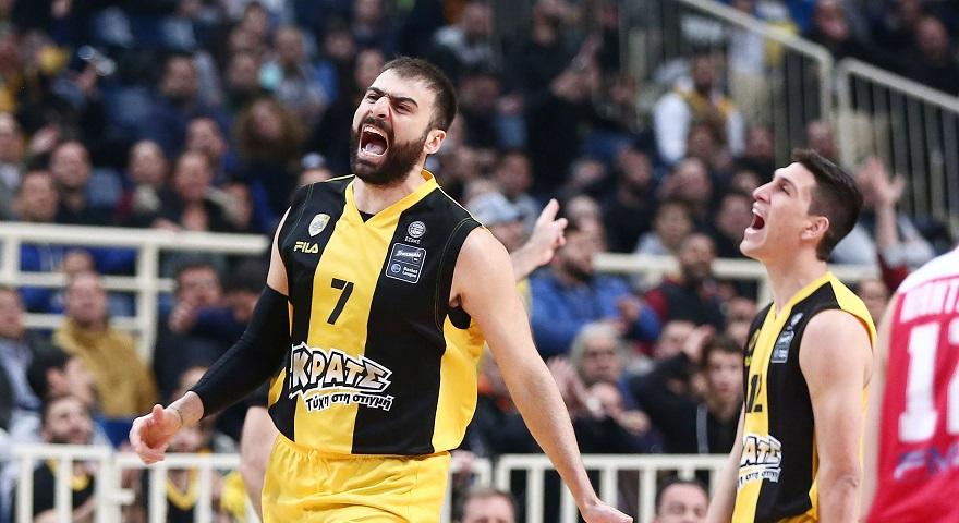 Βασιλειάδης στον ΣΠΟΡ FM: «Έναν καλό κορμό Ελλήνων θέλει η ΑΕΚ για να χτυπήσει Ολυμπιακό και ΠΑΟ»