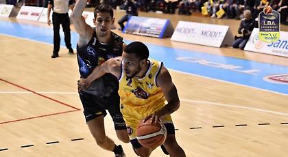 Φουλ για πλέι οφ η Τορίνο