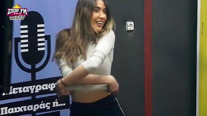 Τεστ αντοχής: Η Έλενα «γκρεμίζει» το στούντιο του ΣΠΟΡ FM (video)