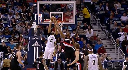 Το φοβερό alley oop του Ντέιβις στην πρώτη θέση του Top 5 (video)