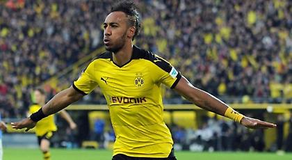 Ούτε Κριστιάνο ούτε Μέσι στην ιδανική ενδεκάδα του Ομπαμεγιάνγκ