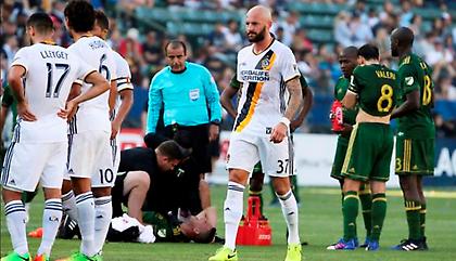 Επικό βίντεο των Λος Άντζελες Γκάλαξι για τις… βουτιές των αντιπάλων τους