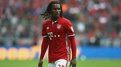 Ρουμενίνγκε: «Ο Σάντσες θα αντικαταστήσει τον Αλόνσο»