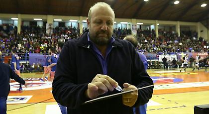 Στο Περιστέρι ο Πολέμης!