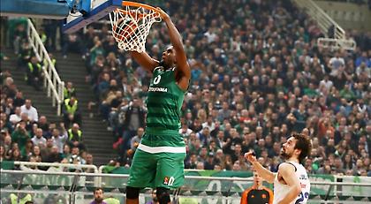 Σίνγκλετον: «Είναι ωραίο να νικάς τέτοιες ομάδες»