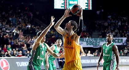 «Αβέβαιο το μέλλον του Τόμιτς στην Μπαρτσελόνα»