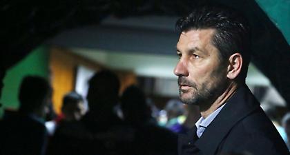 ΘΕΜΑ: Τα βρίσκει… σκούρα κόντρα στον Ολυμπιακό ο Ουζουνίδης