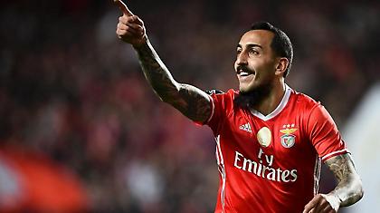 Κι άλλο Έλληνα επιθετικό «βλέπει» η Μπενφίκα