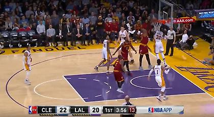 Τρομερός Λεμπρόν στην πρώτη θέση του Top 10 (video)